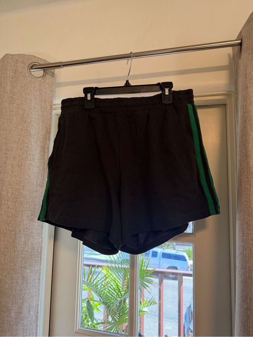 Women’s Old Navy Black Athletic Shorts with Green Side Stripes size small